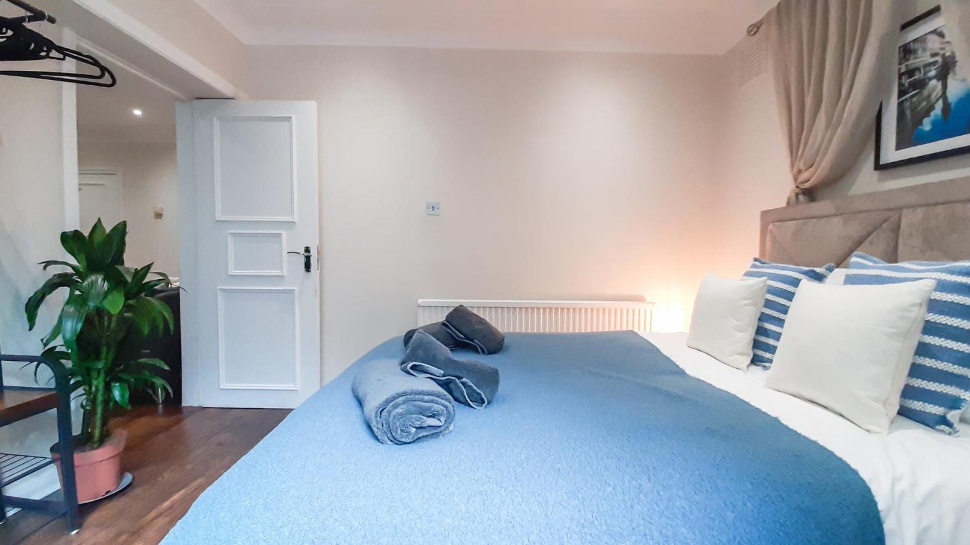 Enchanting 3 Bedroom Flat Апартаменты